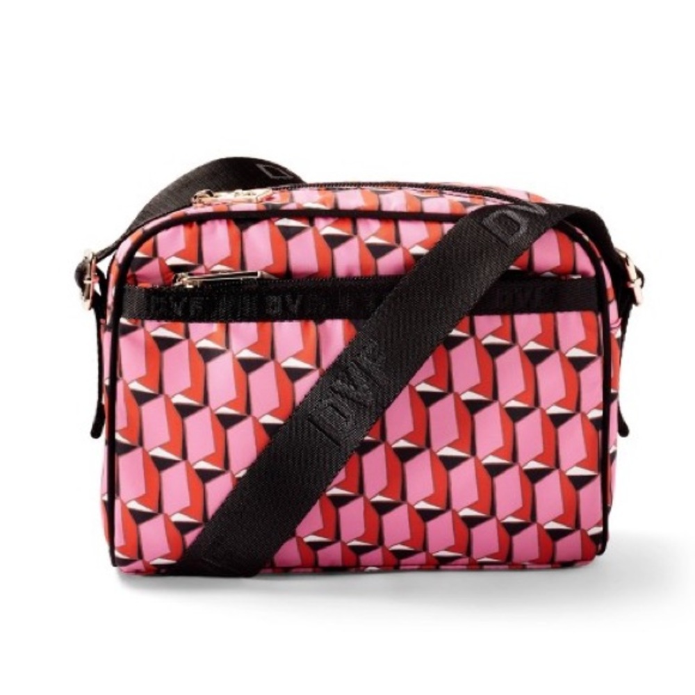NWT DVF for Target Pink Modern Geo Camera Bag